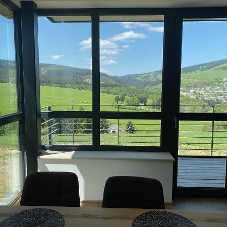Apartment Enzian Loučná pod Klínovcem エクステリア 写真